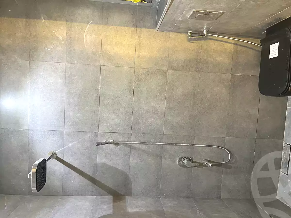 https://aqarmap.com.eg/ar/listing/6935500-for-sale-cairo-new-cairo-compounds-dh-ykwn-2-ryzydns-styl-hwm