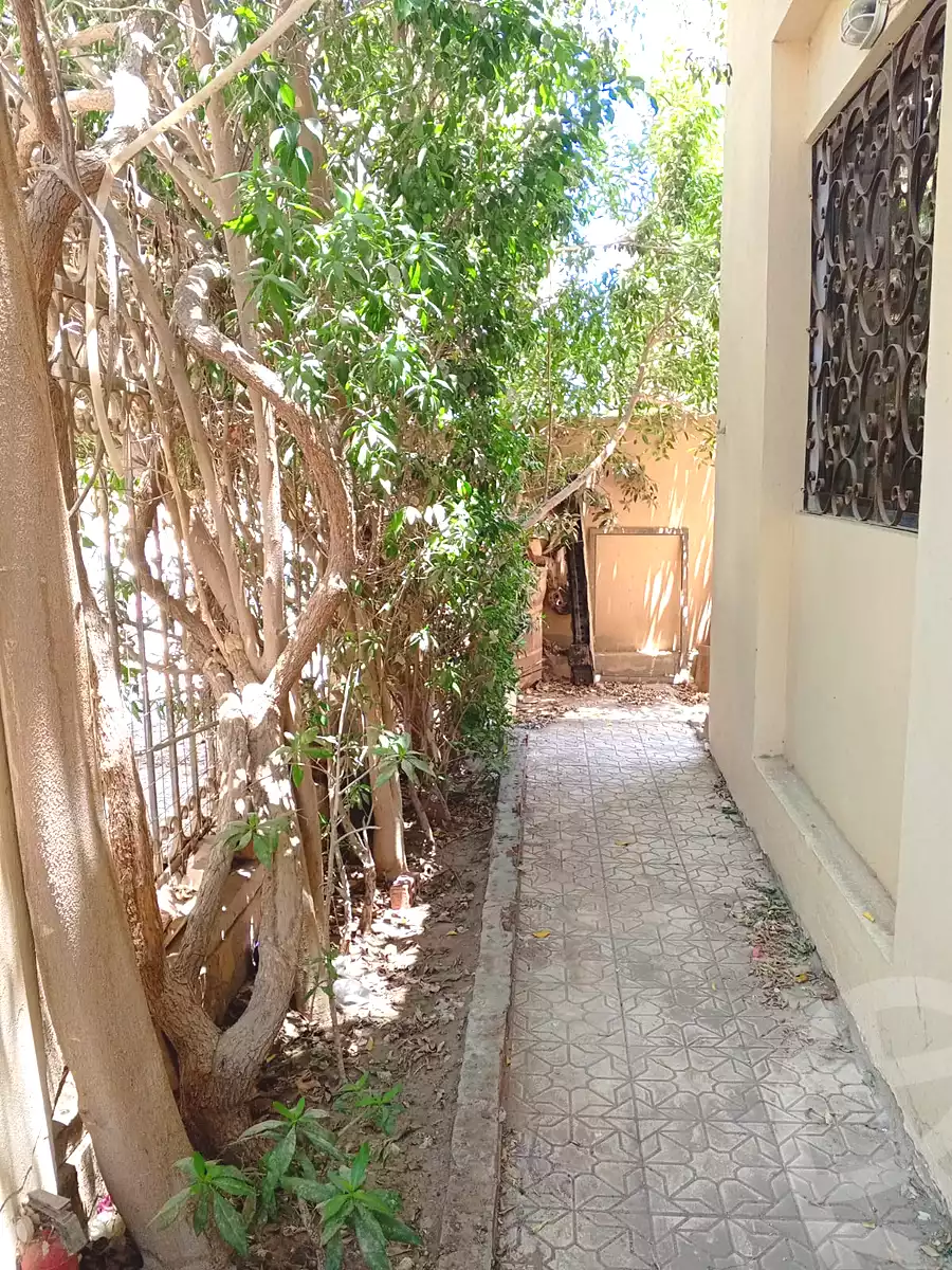 فيلا بـ٦ غرف نوم في مدينة الفردوس، صورة ٤ من ١٠