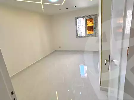 https://aqarmap.com.eg/en/listing/6936210-for-sale-alexandria-sydy-bshr-sydy-bshr-bhry-shr-mhmwd-l-yswy