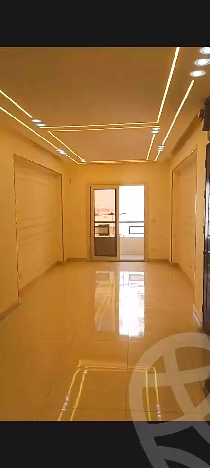 https://aqarmap.com.eg/ar/listing/6937966-for-sale-alexandria-sydy-bshr-sydy-bshr-bhry-shr-khld-bn-lwlyd