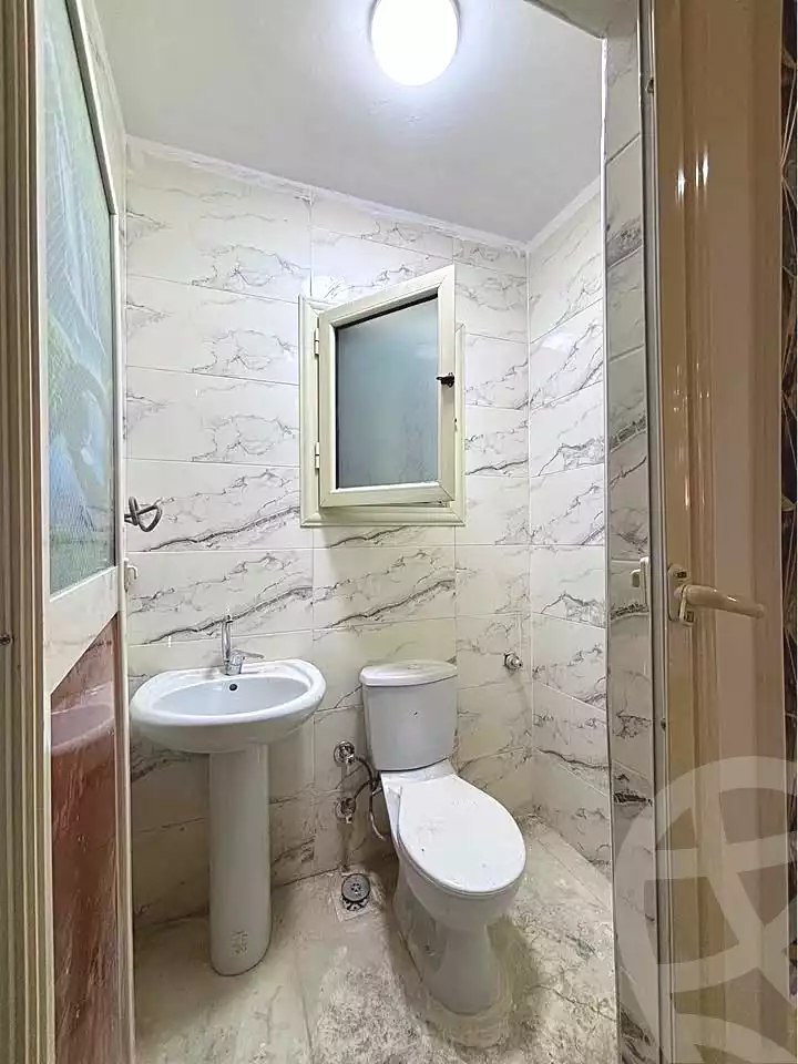 https://aqarmap.com.eg/ar/listing/6937987-for-sale-alexandria-sydy-bshr-sydy-bshr-bhry-shr-mhmwd-l-yswy