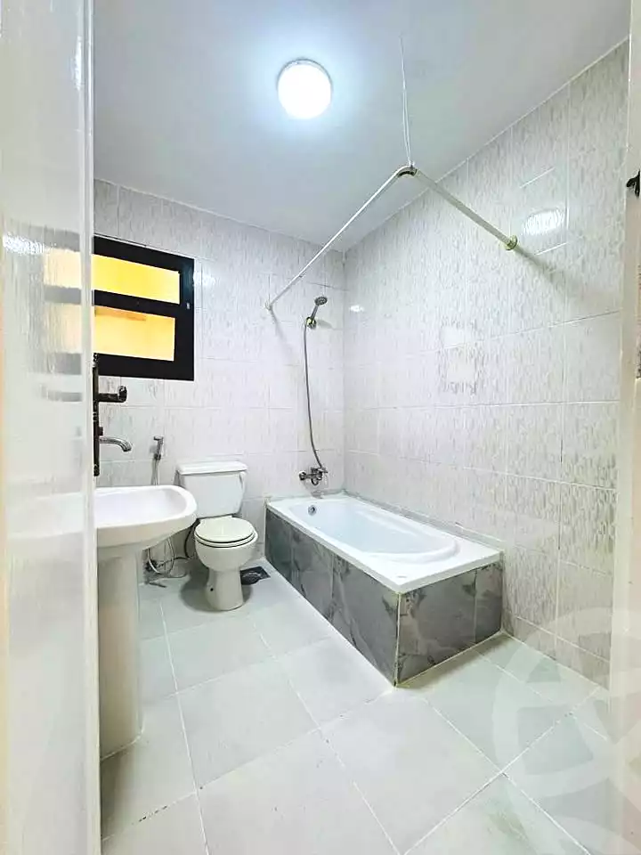 https://aqarmap.com.eg/ar/listing/6938005-for-sale-alexandria-al-agamy-shataa-el-nakheel