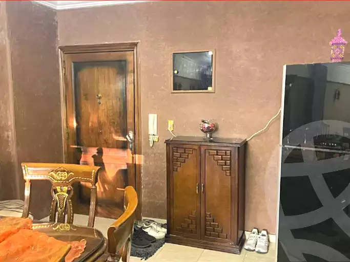 https://aqarmap.com.eg/ar/listing/6937977-for-sale-cairo-helwan-helwan-el-sharkeya-heidar-st