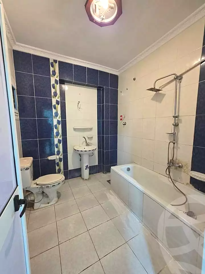 https://aqarmap.com.eg/en/listing/6938249-for-sale-alexandria-sydy-bshr-sydy-bshr-bhry-gamal-abd-el-nasir-st
