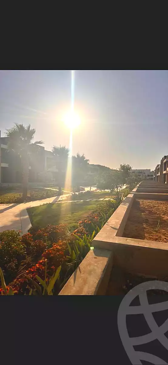 https://aqarmap.com.eg/en/listing/6939334-for-sale-cairo-new-administrative-capital-r7-mydtwn-fyl-mwl-btr-hwm