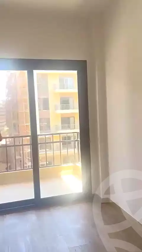 شقة بـ٣ غرف نوم في فيفث سكوير المراسم، صورة ٩ من ١٧