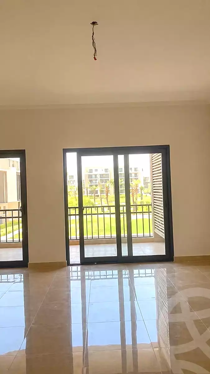 شقة بـ٣ غرف نوم في فيفث سكوير المراسم، صورة ١٦ من ١٧