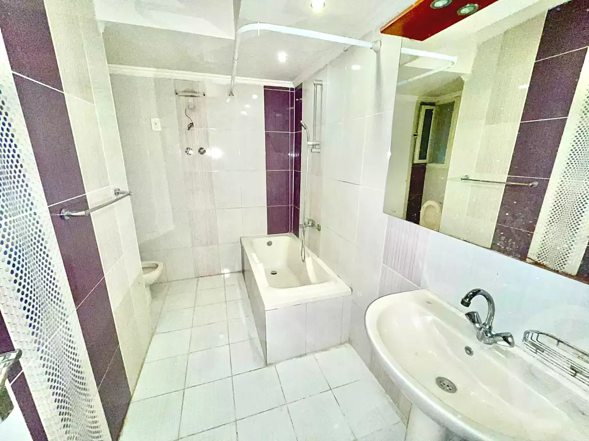 https://aqarmap.com.eg/en/listing/6940143-for-rent-alexandria-smouha-mohammed-fawzi-moaz-st