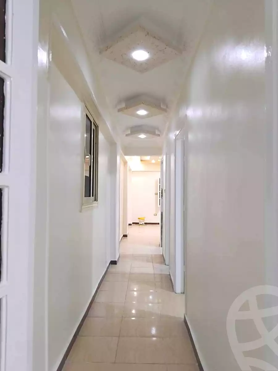https://aqarmap.com.eg/ar/listing/6940211-for-sale-alexandria-miami-el-sebaey-st