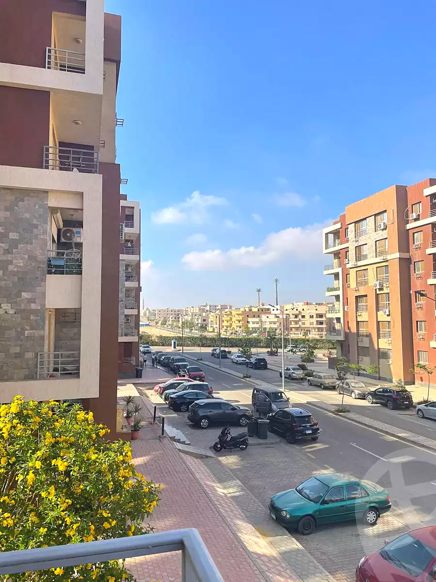 https://aqarmap.com.eg/ar/listing/6940634-for-sale-cairo-el-shorouk-compounds-flyw-mwl-lwtny-l-qry