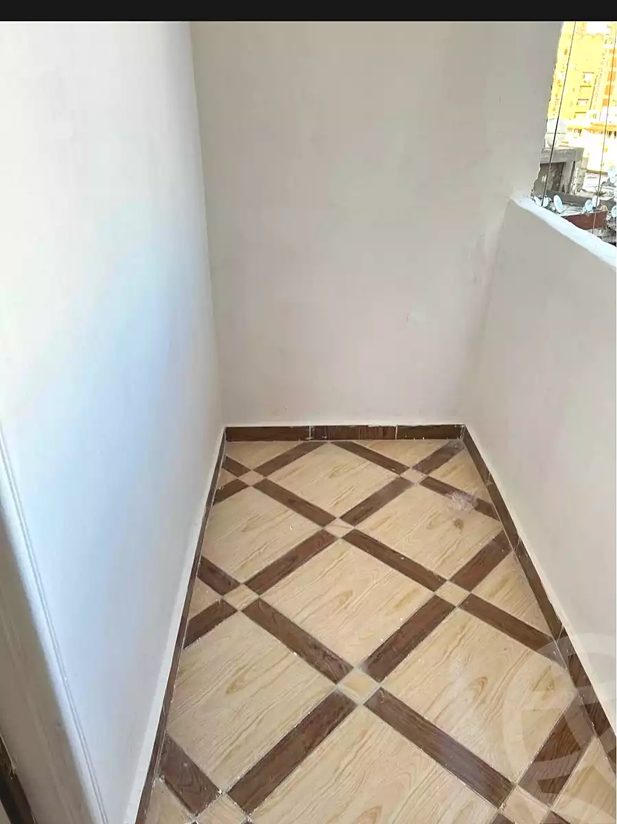 https://aqarmap.com.eg/ar/listing/6940845-for-sale-alexandria-miami-khld-bn-lwlyd