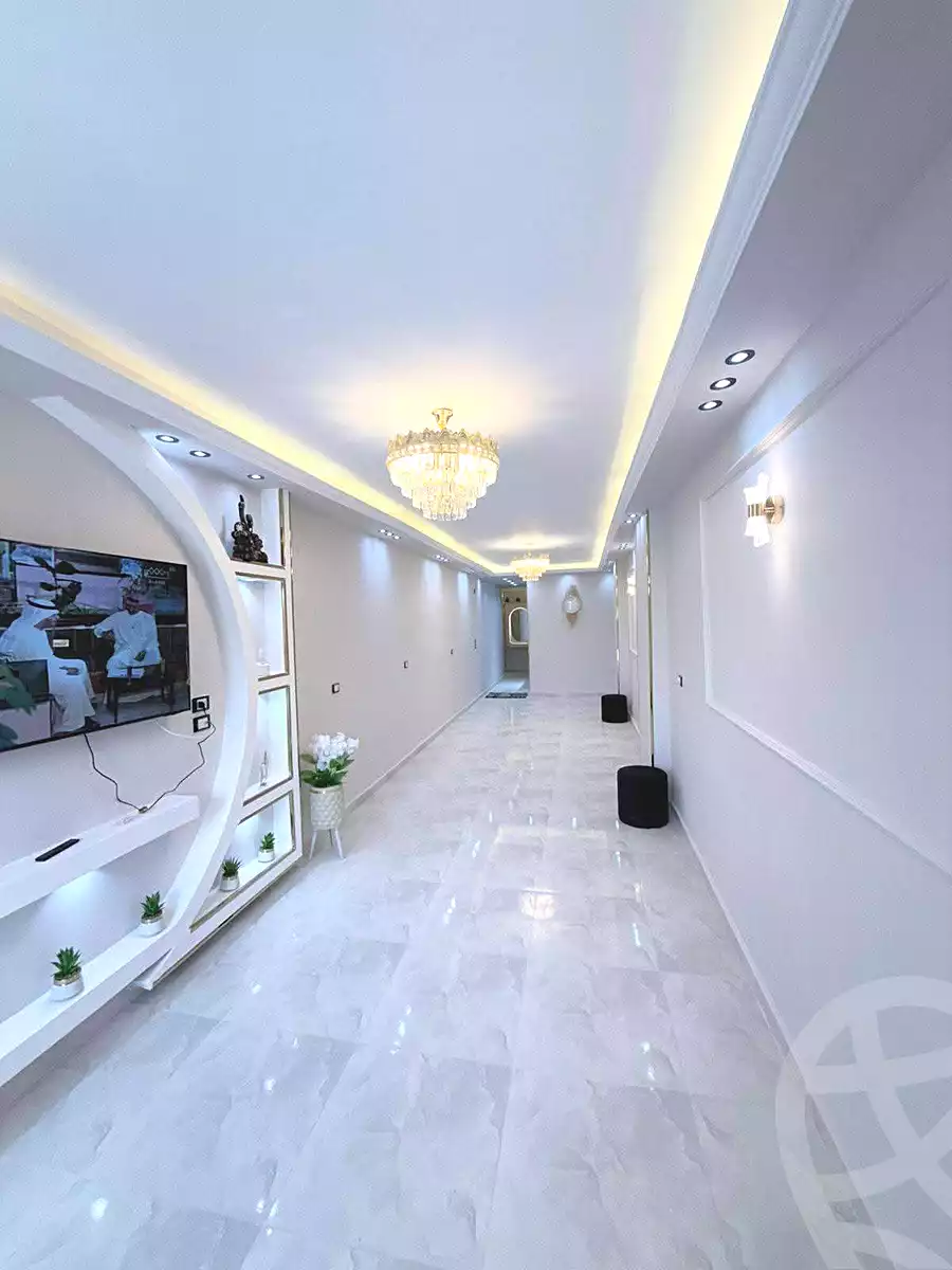 https://aqarmap.com.eg/en/listing/6941087-for-sale-cairo-ain-shams-ahmed-esmat-st