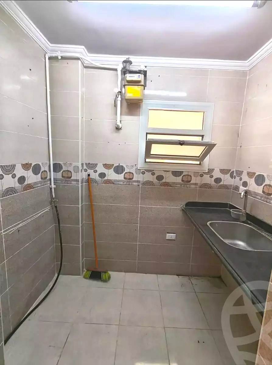 https://aqarmap.com.eg/ar/listing/6941544-for-sale-alexandria-sydy-bshr-sydy-bshr-bhry-shr-khld-bn-lwlyd