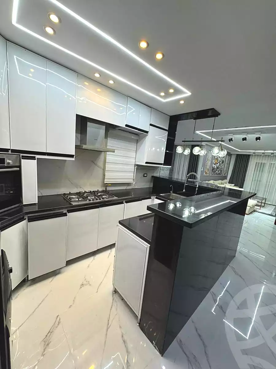 https://aqarmap.com.eg/en/listing/6941599-for-rent-cairo-new-cairo-compounds-mountain-view-hyde-park