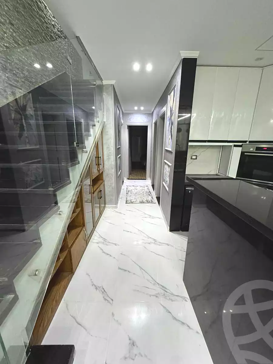 https://aqarmap.com.eg/en/listing/6941599-for-rent-cairo-new-cairo-compounds-mountain-view-hyde-park