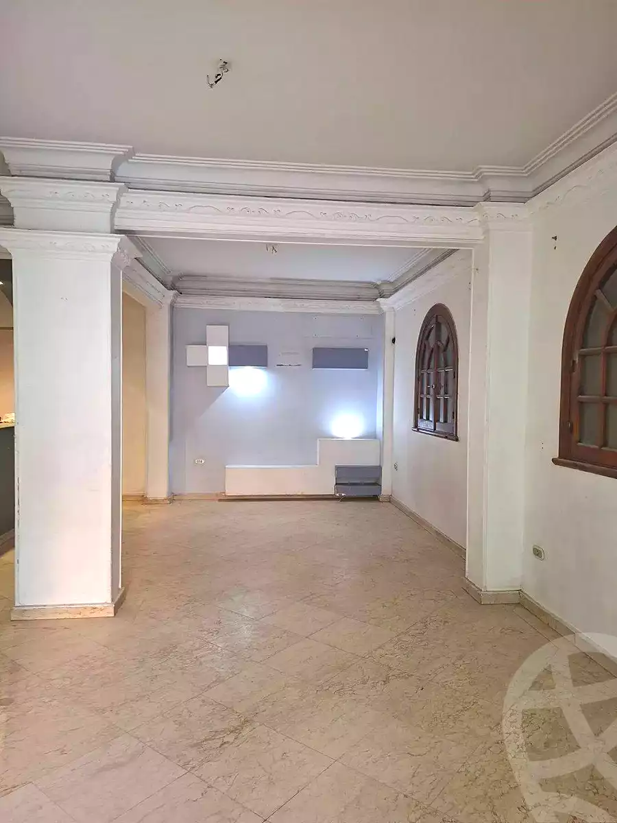 https://aqarmap.com.eg/ar/listing/6942167-for-sale-cairo-helwan-helwan-el-sharkeya-thabit-basha-st