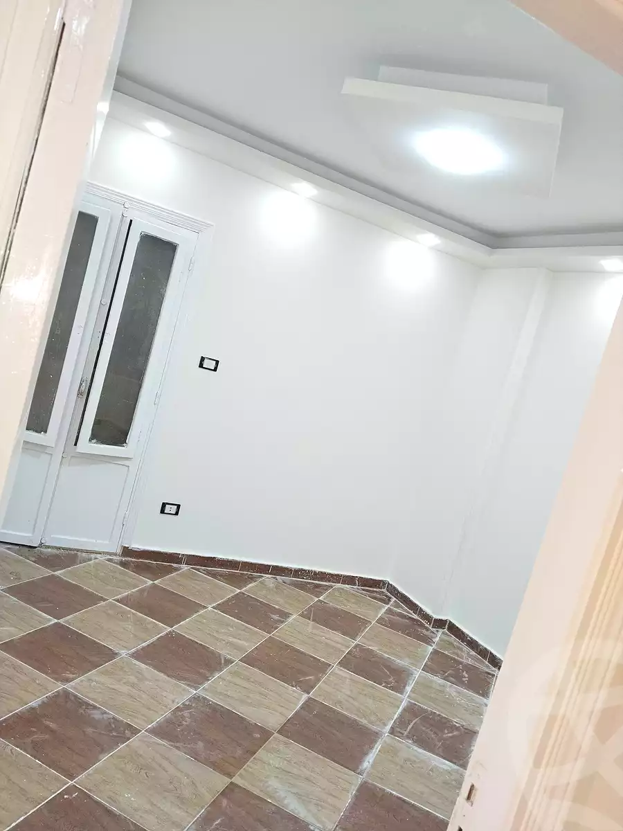 https://aqarmap.com.eg/ar/listing/6942310-for-sale-alexandria-al-agamy-el-hanouvel-al-haded-we-al-soulb-st