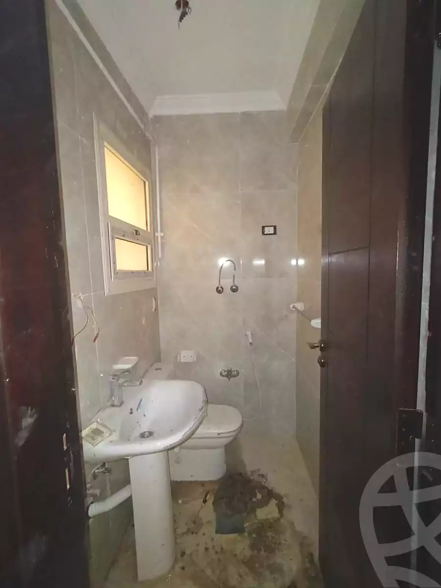 https://aqarmap.com.eg/ar/listing/6942763-for-rent-cairo-el-shorouk-compounds-wesal-city-wesal-residence