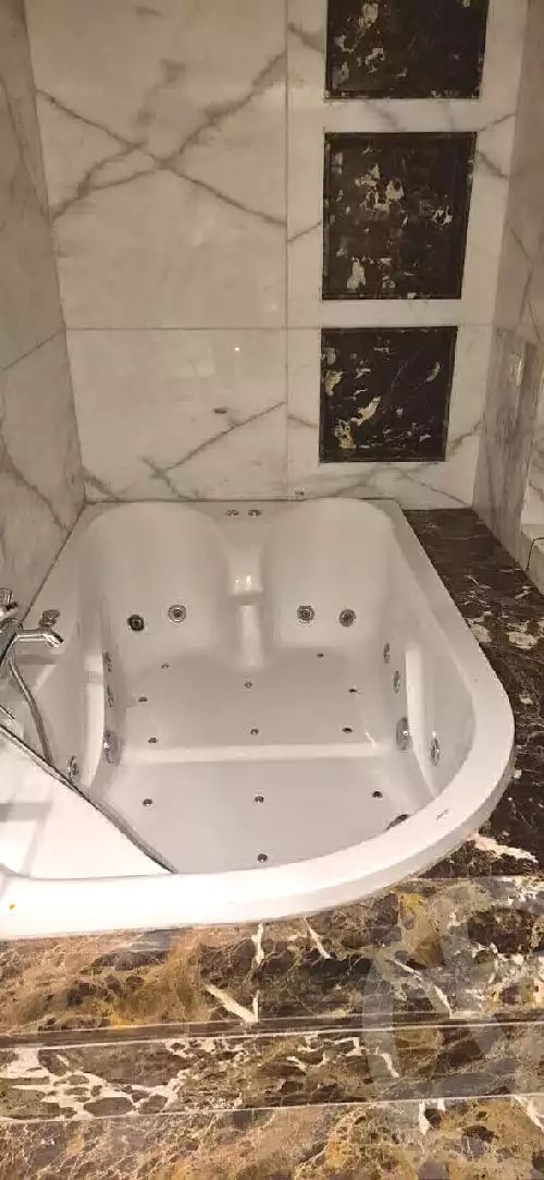 https://aqarmap.com.eg/ar/listing/6941590-for-sale-cairo-nasr-city-el-hay-el-thamin-al-taqa-mohammed-mostafa-el-sayed-st