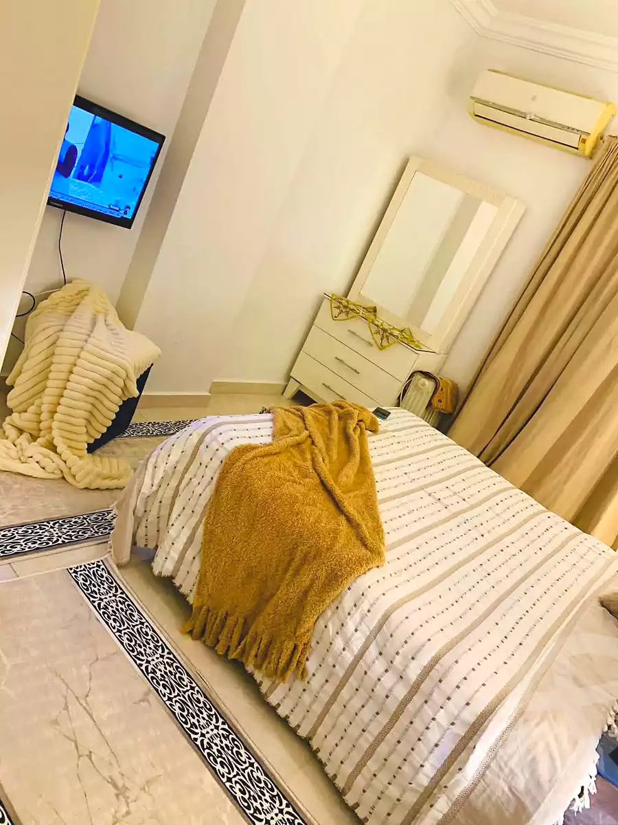 https://aqarmap.com.eg/ar/listing/6943422-for-sale-cairo-helwan-hadayek-helwan-nile-corniche-st
