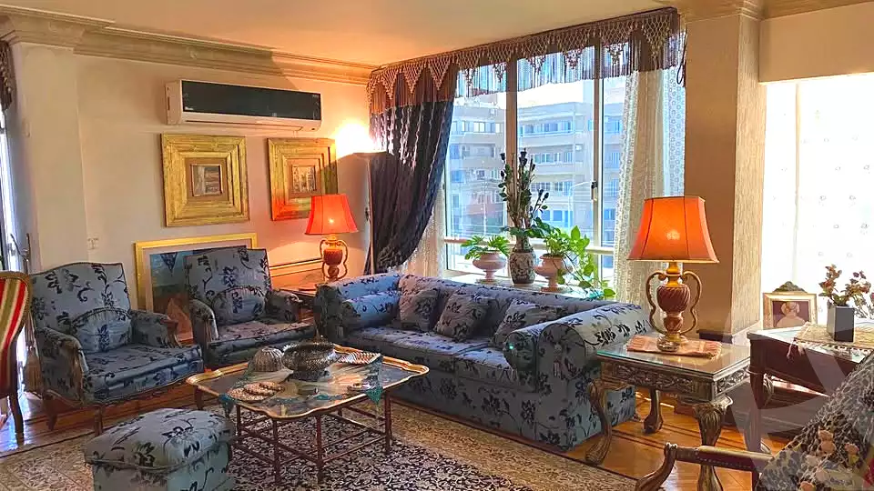 https://aqarmap.com.eg/ar/listing/6943465-for-sale-cairo-heliopolis-heliopolis-square-el-montazah-st