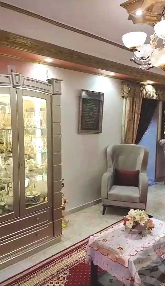 https://aqarmap.com.eg/en/listing/6943834-for-sale-cairo-nozha-2-el-khamseen-st