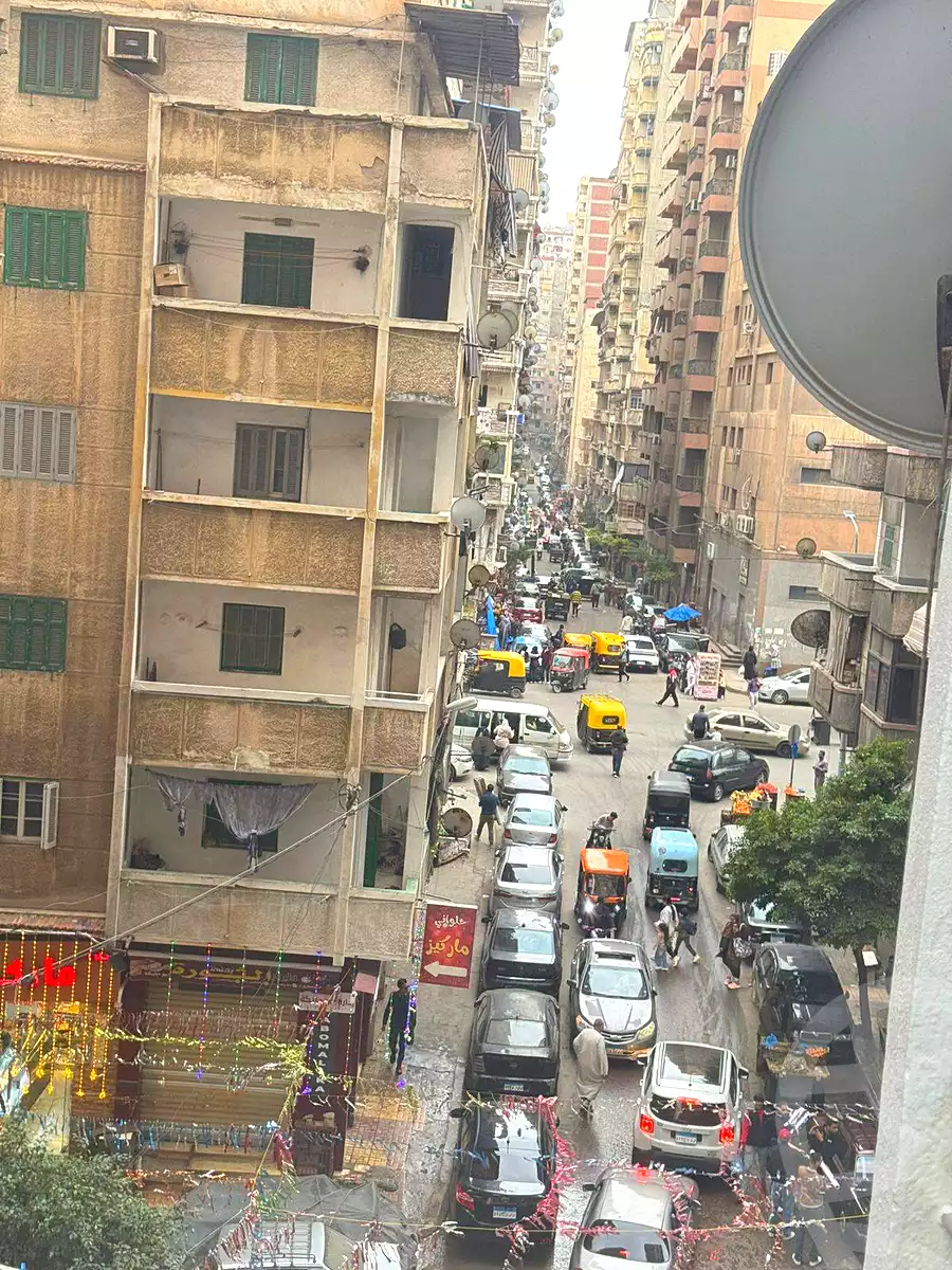 https://aqarmap.com.eg/ar/listing/6943865-for-sale-alexandria-sydy-bshr-sydy-bshr-bhry-shr-mhmwd-l-yswy