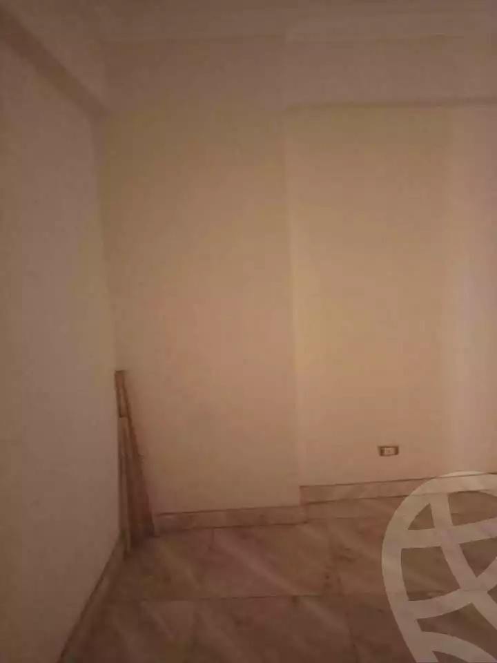 https://aqarmap.com.eg/en/listing/6943946-for-sale-alexandria-sydy-bshr-sydy-bshr-bhry