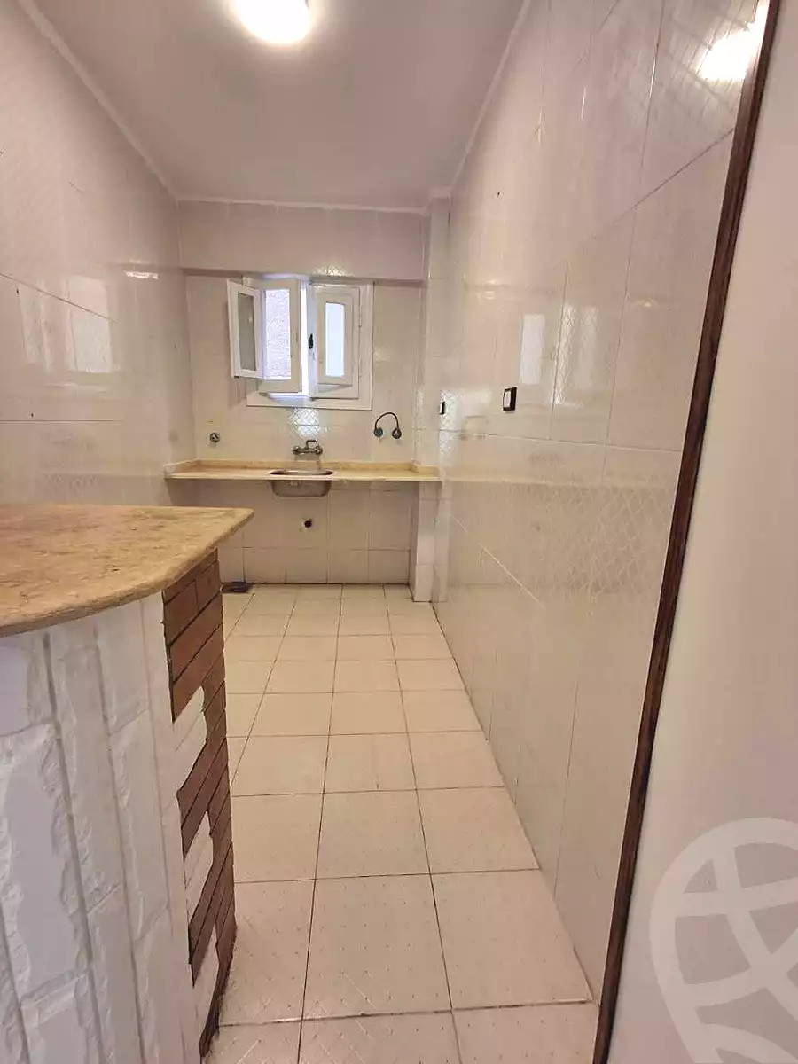 https://aqarmap.com.eg/ar/listing/6943998-for-sale-alexandria-al-agamy-shataa-el-nakheel