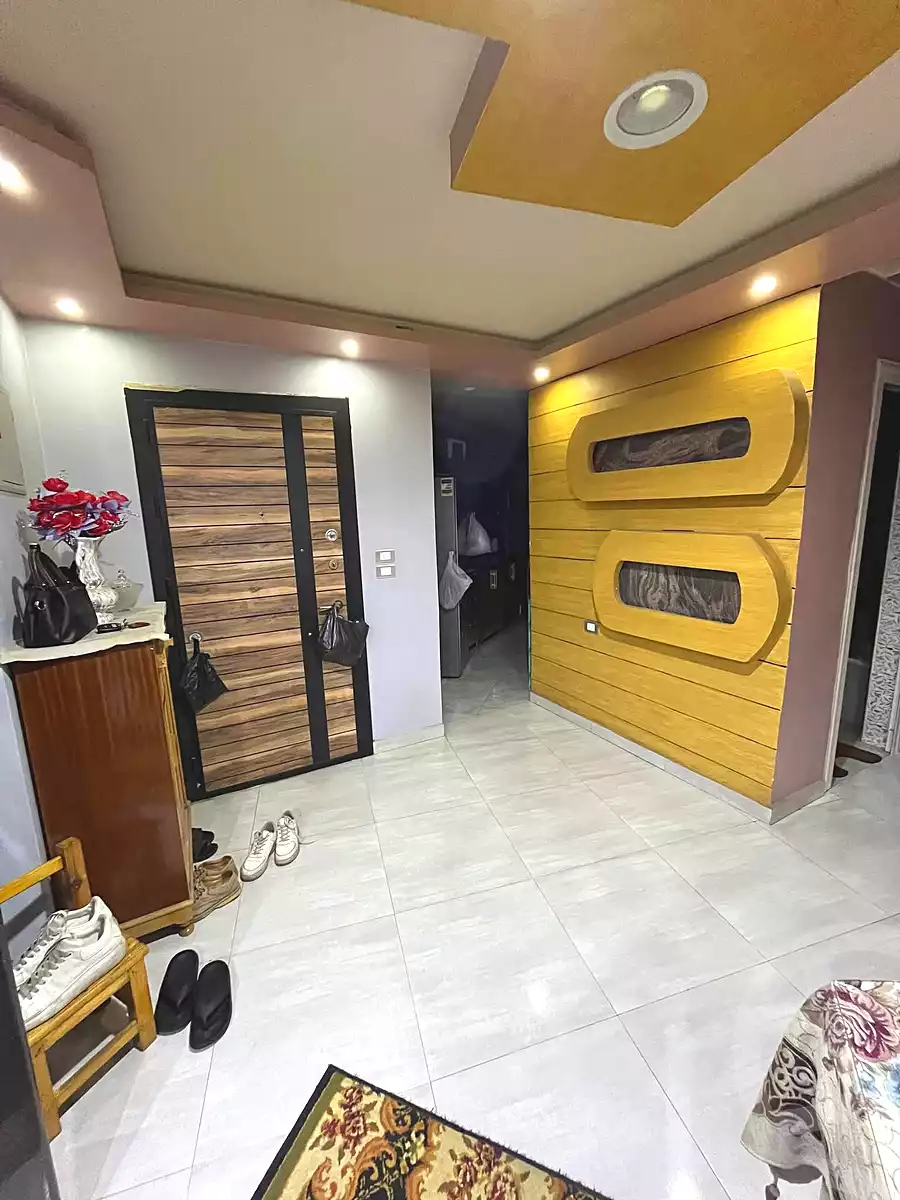 https://aqarmap.com.eg/ar/listing/6944101-for-rent-cairo-shoubra-el-sahel-emtedad-ahmed-helmy-st