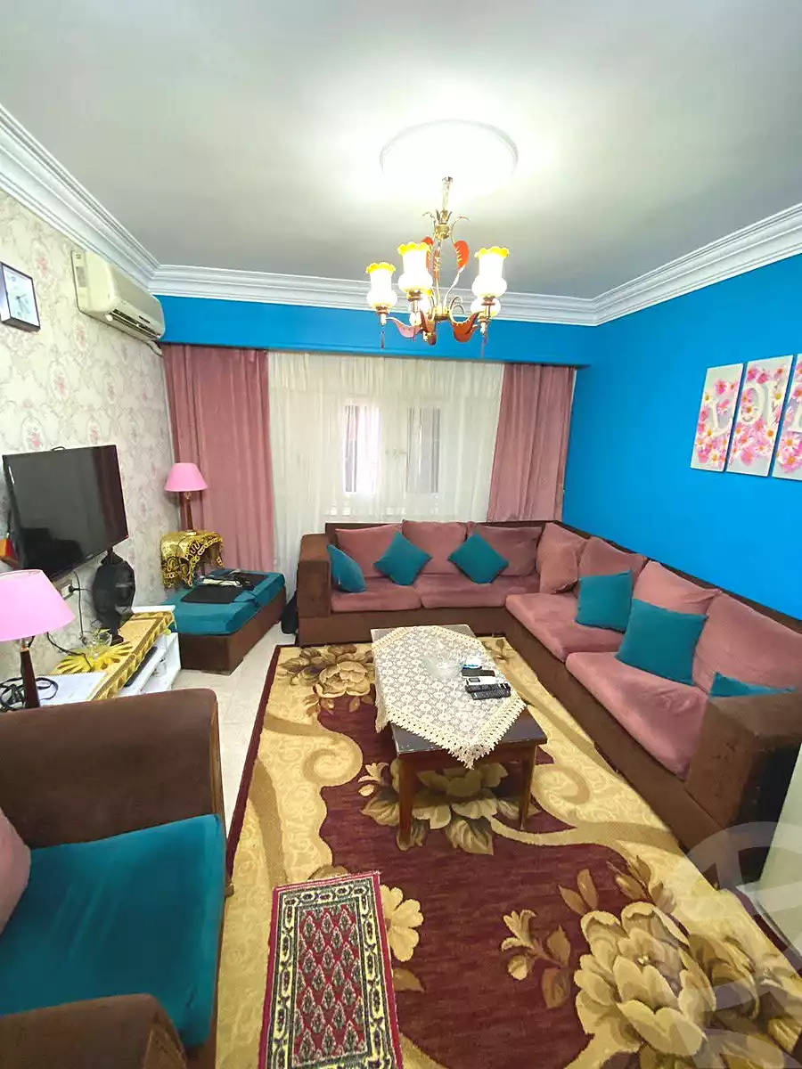 https://aqarmap.com.eg/en/listing/6944104-for-sale-cairo-shoubra-el-khalafwai-sadr-al-din-st
