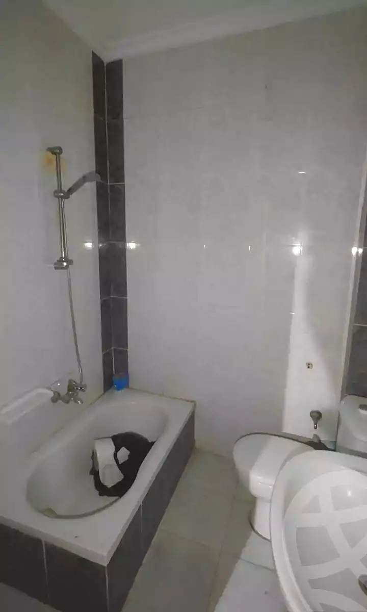 https://aqarmap.com.eg/ar/listing/6944118-for-rent-alexandria-sydy-bshr-sydy-bshr-bhry-gamal-abd-el-nasir-st