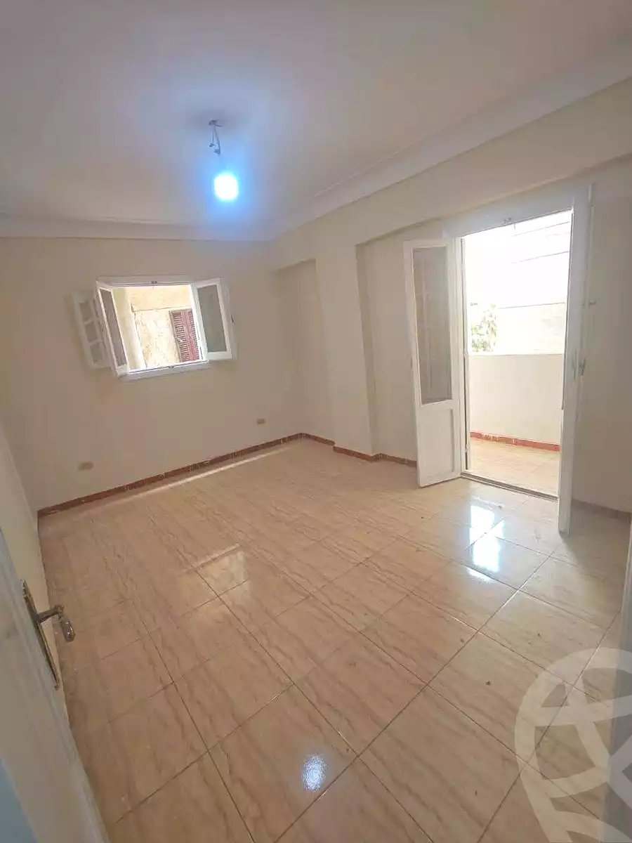 https://aqarmap.com.eg/en/listing/6944225-for-sale-alexandria-al-agamy-el-hanouvel-kasr-al-quiri-st-1