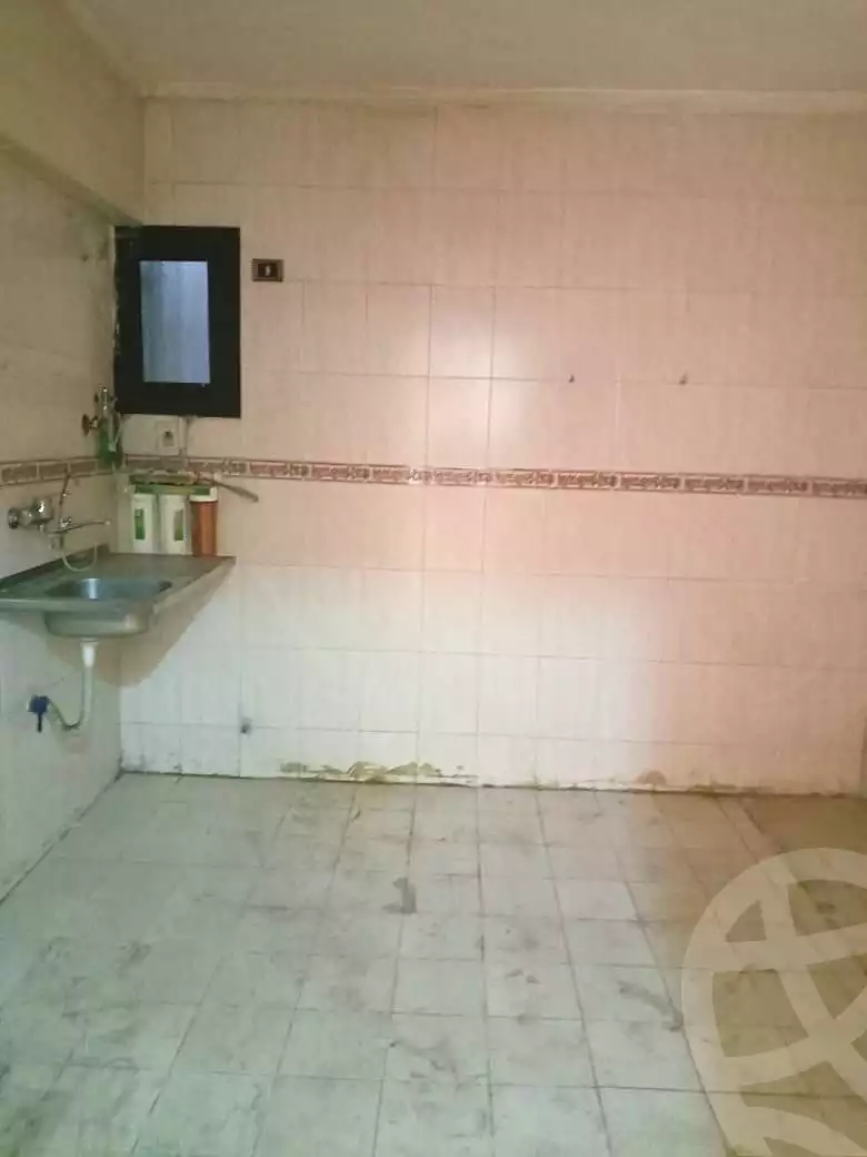 https://aqarmap.com.eg/en/listing/6944232-for-sale-cairo-el-zaytun-hlmy-lzytwn-ibn-el-hakam-sq