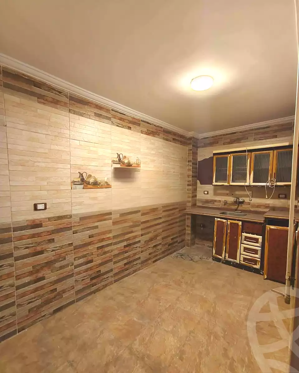 https://aqarmap.com.eg/ar/listing/6944291-for-sale-alexandria-al-agamy-lbytsh-bianchiii