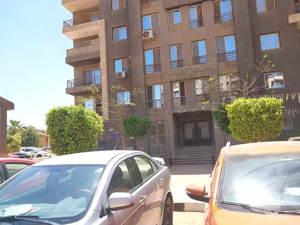 https://aqarmap.com.eg/ar/listing/6944364-for-rent-cairo-6th-of-october-hadaeq-october-compounds-dar-misr