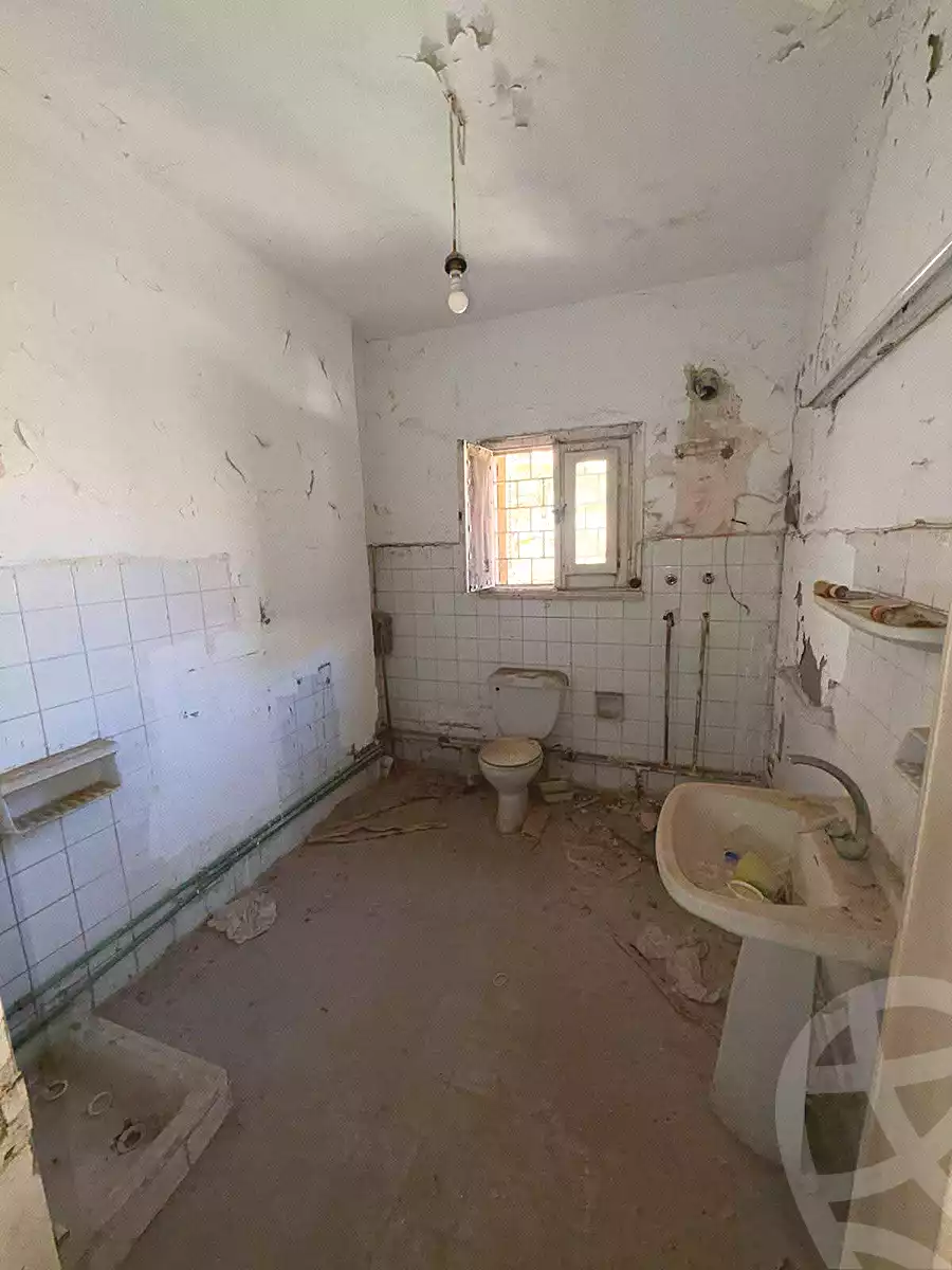 https://aqarmap.com.eg/ar/listing/6944586-for-sale-alexandria-al-agamy-lbytsh-shahr-al-assal-st