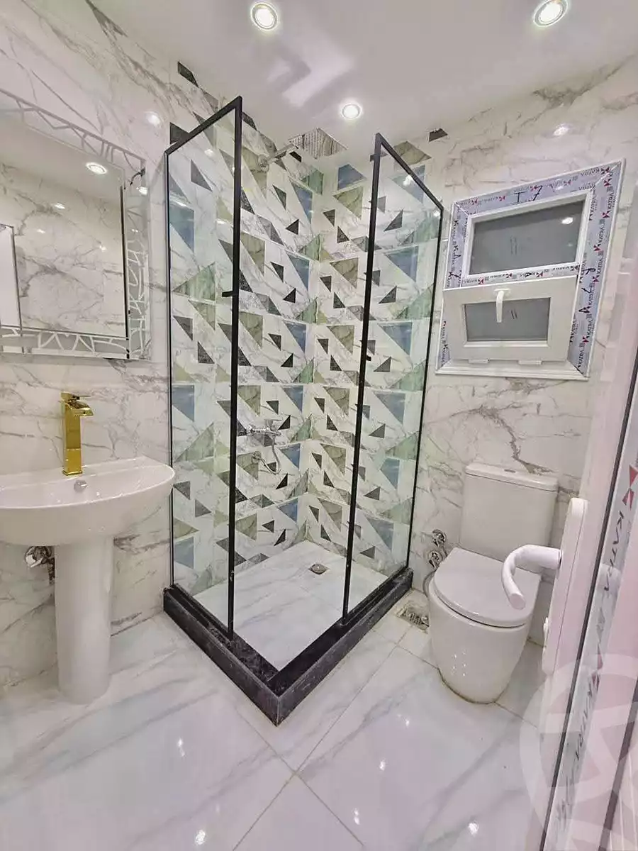 https://aqarmap.com.eg/ar/listing/6944652-for-sale-alexandria-al-agamy-lbytsh-bianchiii