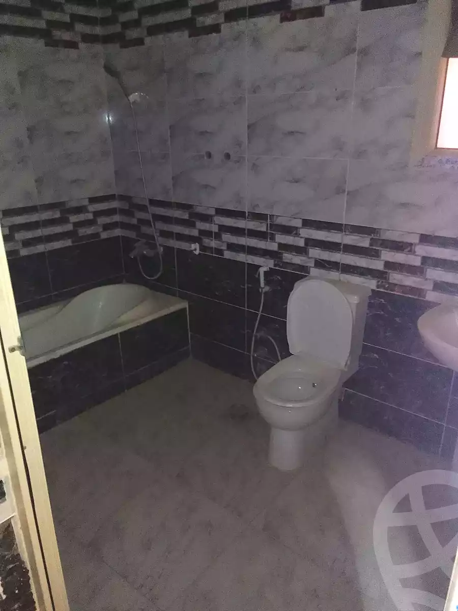 https://aqarmap.com.eg/en/listing/6944881-for-sale-alexandria-al-agamy-lbytsh-qased-kareem-st