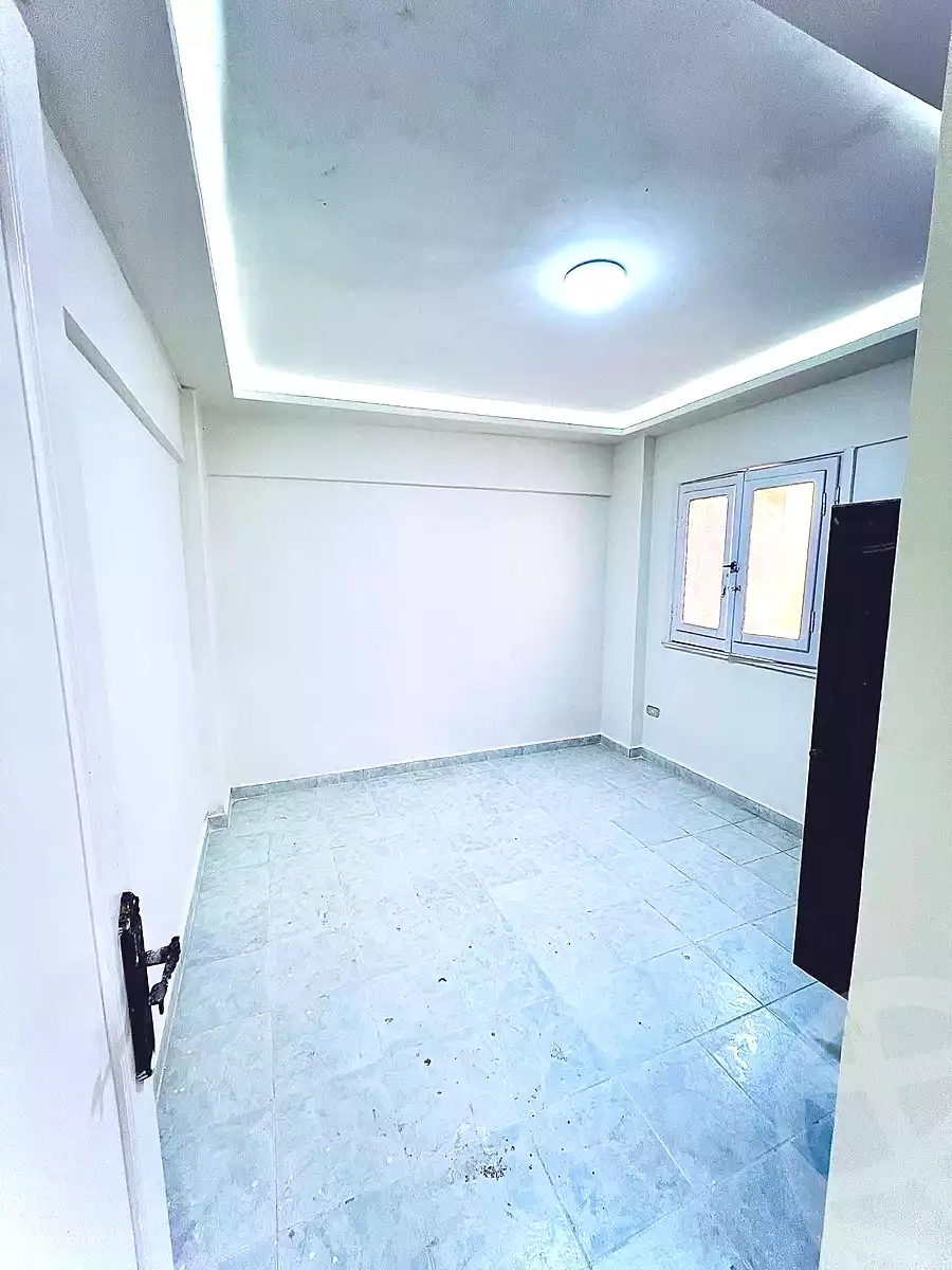 https://aqarmap.com.eg/ar/listing/6945334-for-sale-alexandria-al-agamy-shataa-el-nakheel