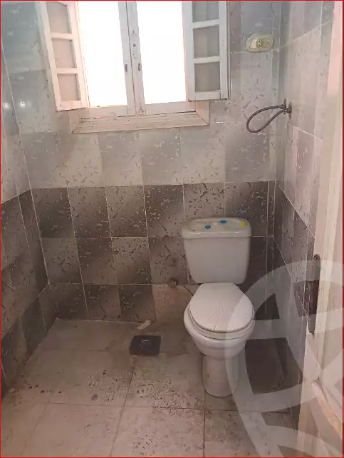 https://aqarmap.com.eg/ar/listing/6945585-for-sale-alexandria-al-agamy-el-hanouvel
