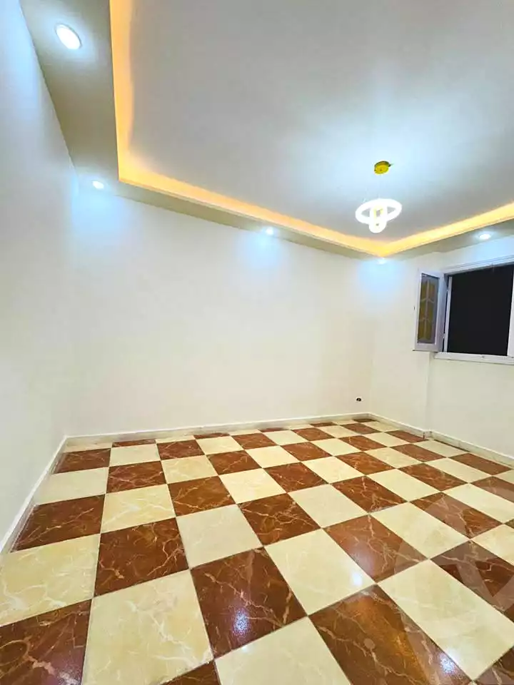 https://aqarmap.com.eg/ar/listing/6946649-for-sale-alexandria-al-agamy-shataa-el-nakheel-street-45