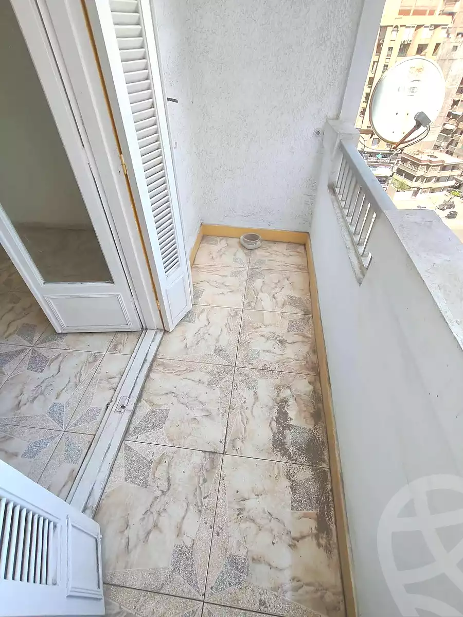 https://aqarmap.com.eg/en/listing/6946667-for-sale-alexandria-miami-shr-jml-bd-lnsr