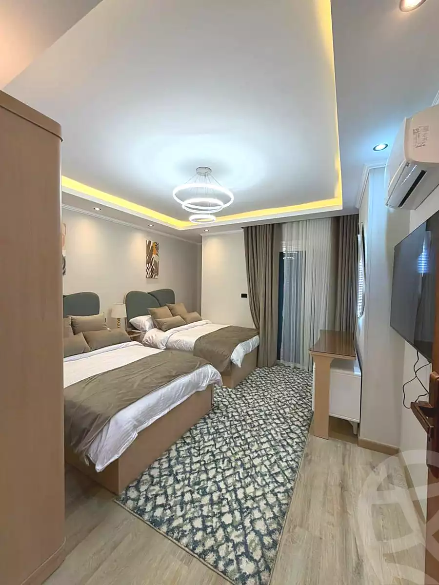 https://aqarmap.com.eg/ar/listing/6946775-for-sale-cairo-new-cairo-compounds-jadie-residence-concrete