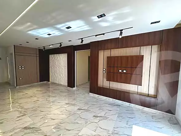 https://aqarmap.com.eg/ar/listing/6947102-for-sale-alexandria-al-agamy-lbytsh-shahr-al-assal-st