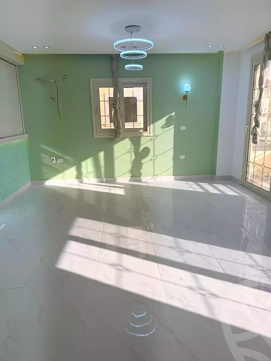 https://aqarmap.com.eg/ar/listing/6947195-for-rent-cairo-6th-of-october-el-hay-el-motamyz-first-touristic-village-al-lewaa-mohammed-ezzat-el-zyadi-st