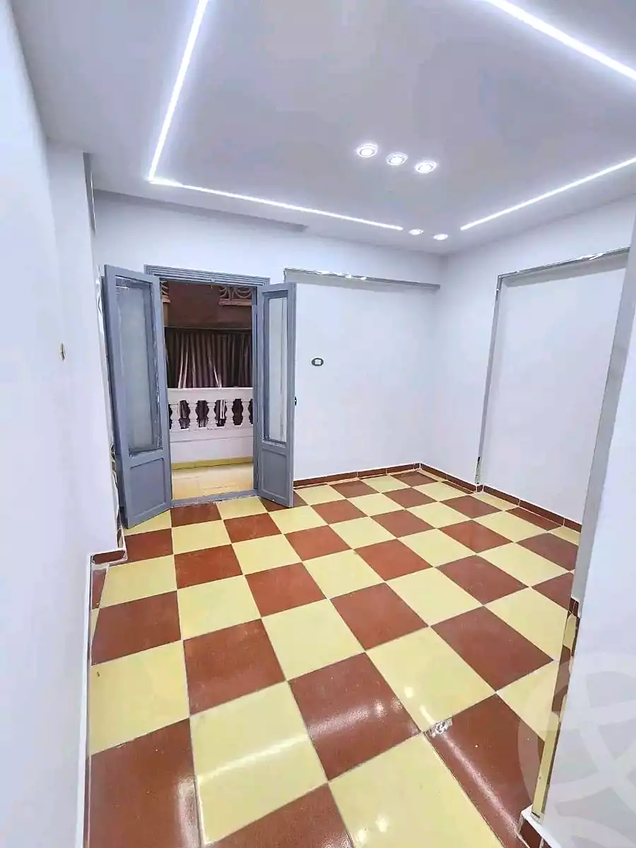 https://aqarmap.com.eg/ar/listing/6947446-for-sale-alexandria-lsywf-el-seyouf-qebly-el-salam-st