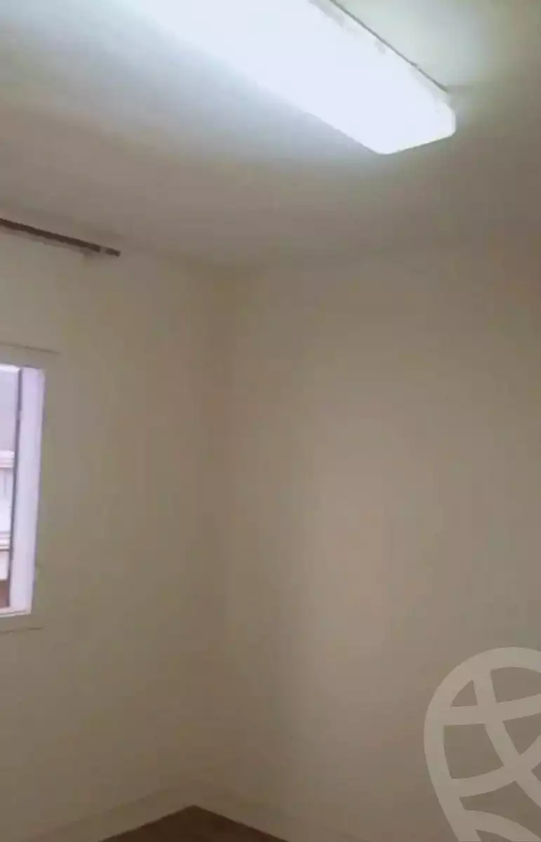 https://aqarmap.com.eg/ar/listing/6947505-for-sale-alexandria-el-asafra-shr-45