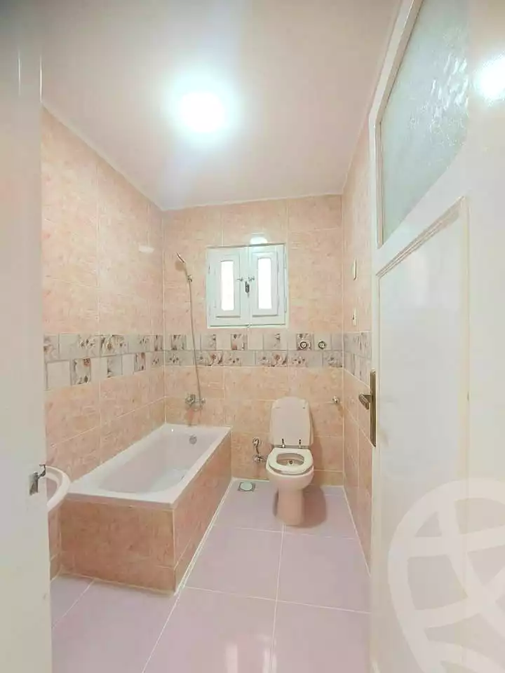 https://aqarmap.com.eg/ar/listing/6947724-for-sale-alexandria-al-agamy-shataa-el-nakheel