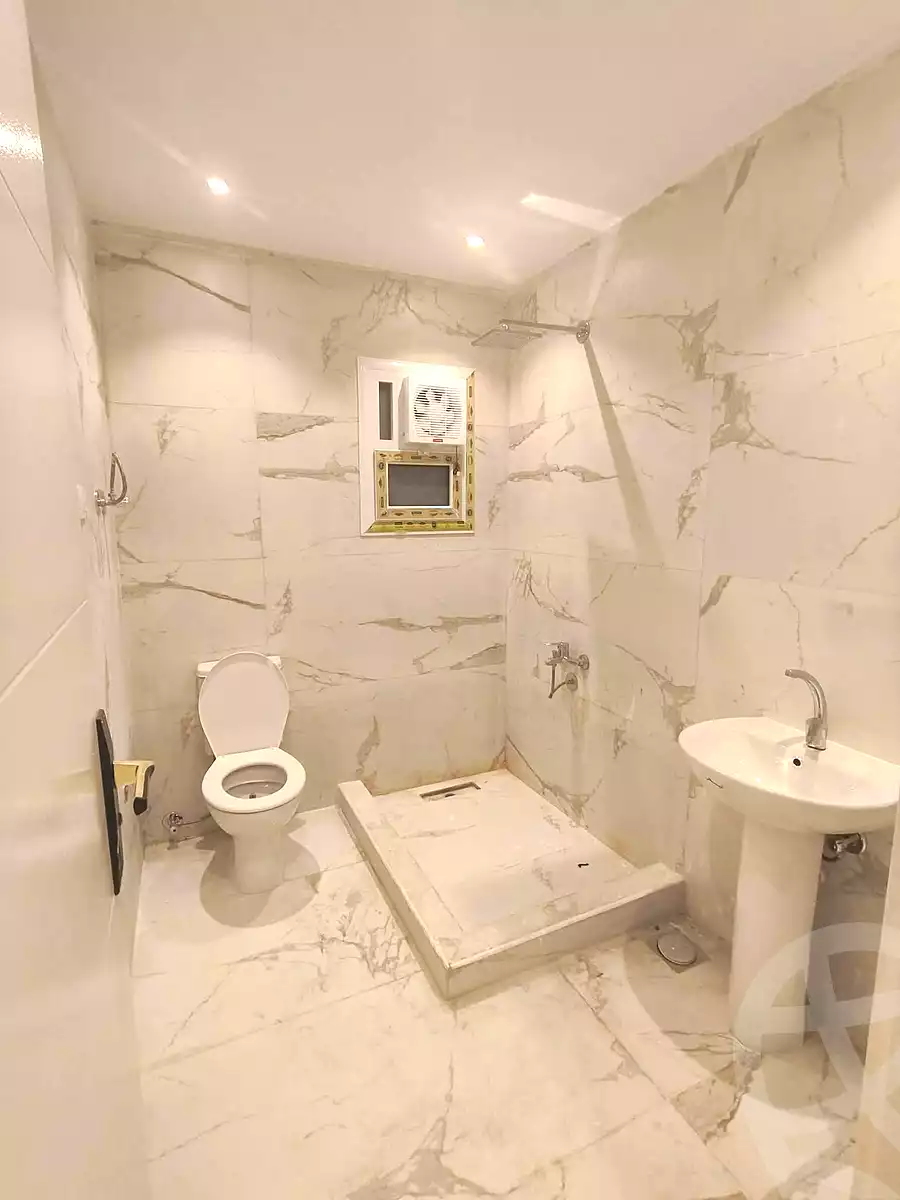 https://aqarmap.com.eg/ar/listing/6947768-for-sale-alexandria-el-asafra-shr-45